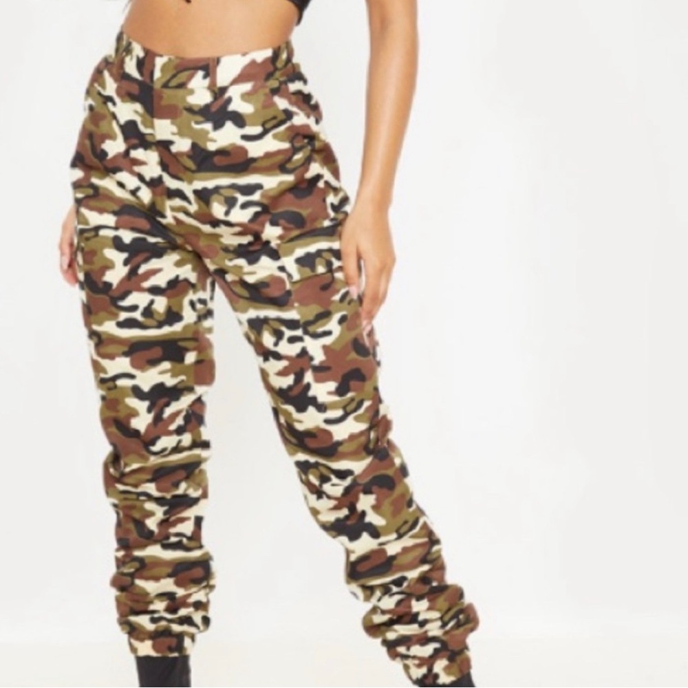 NWT Stone Camo Print Cargo Trousers